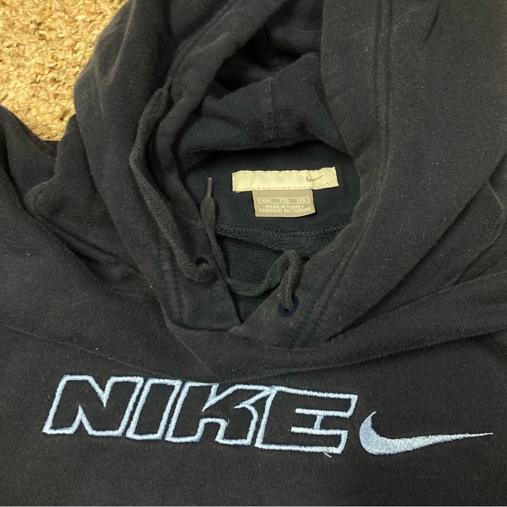 vintage y2k nike embroidered swoosh sweatshirt navy blue size XXL (fits L-XL)